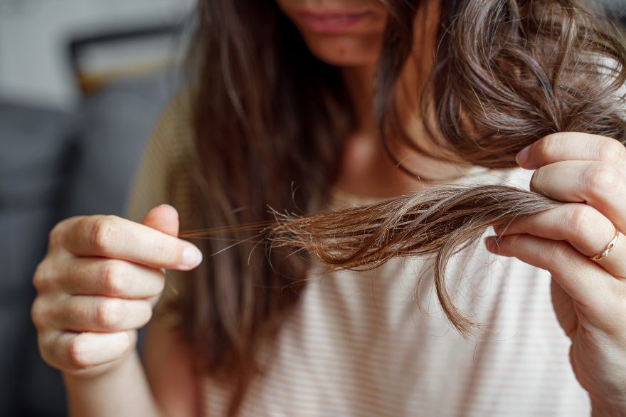 Zum Haareraufen!  Was Männer und Frauen über Haarausfall wissen sollten. - Paul Mitchell